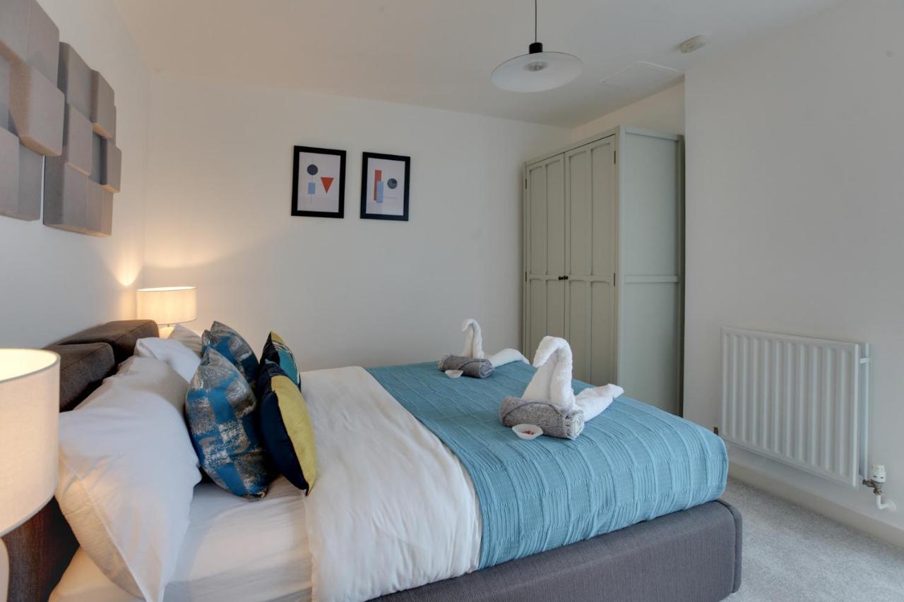 - The Shoreditch, Angel, Old Street Londra